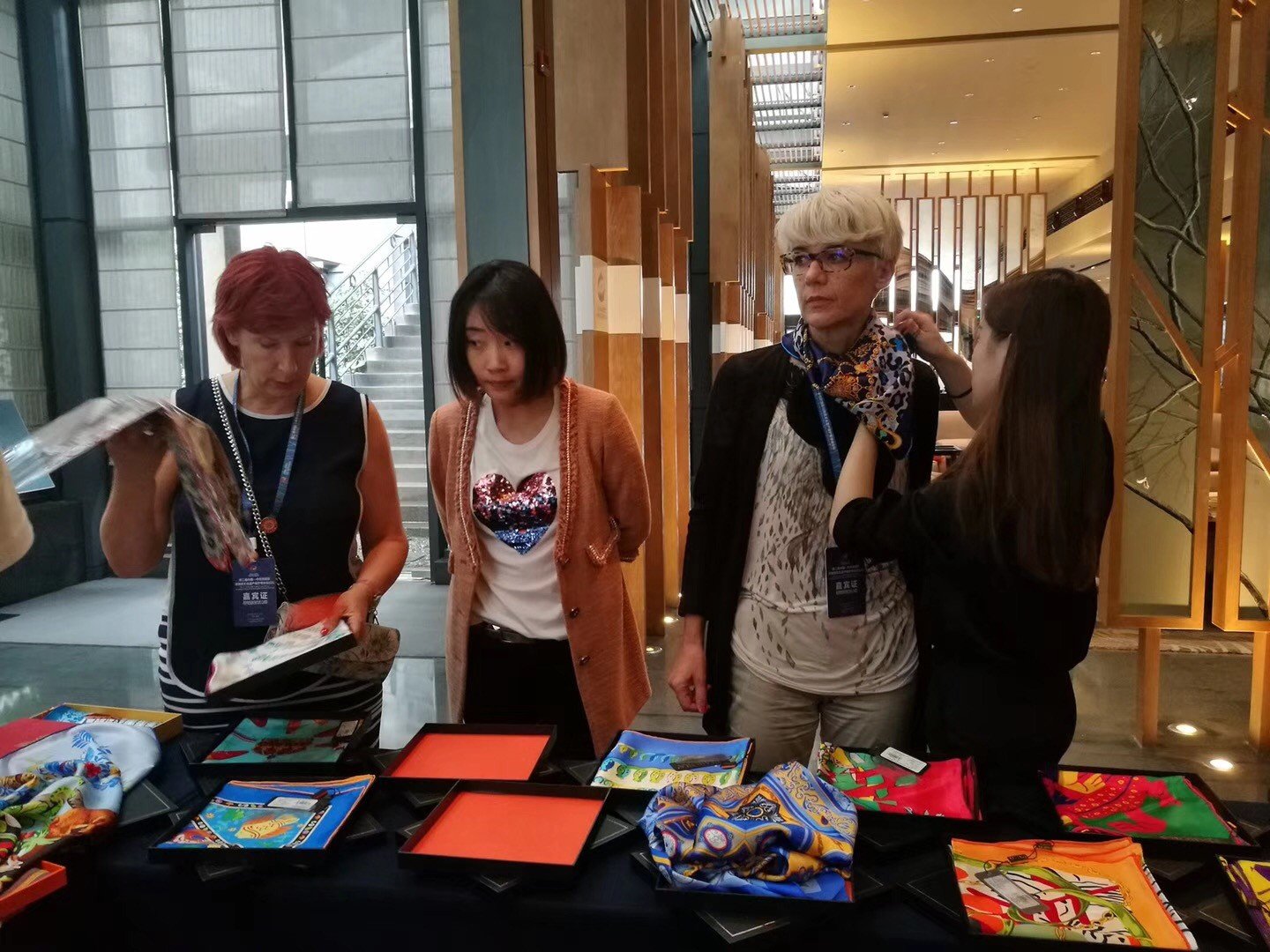 Aurora products are highly praised at the China Central and Eastern European Countries Intangible Cultural Heritage Protection Expert Forum