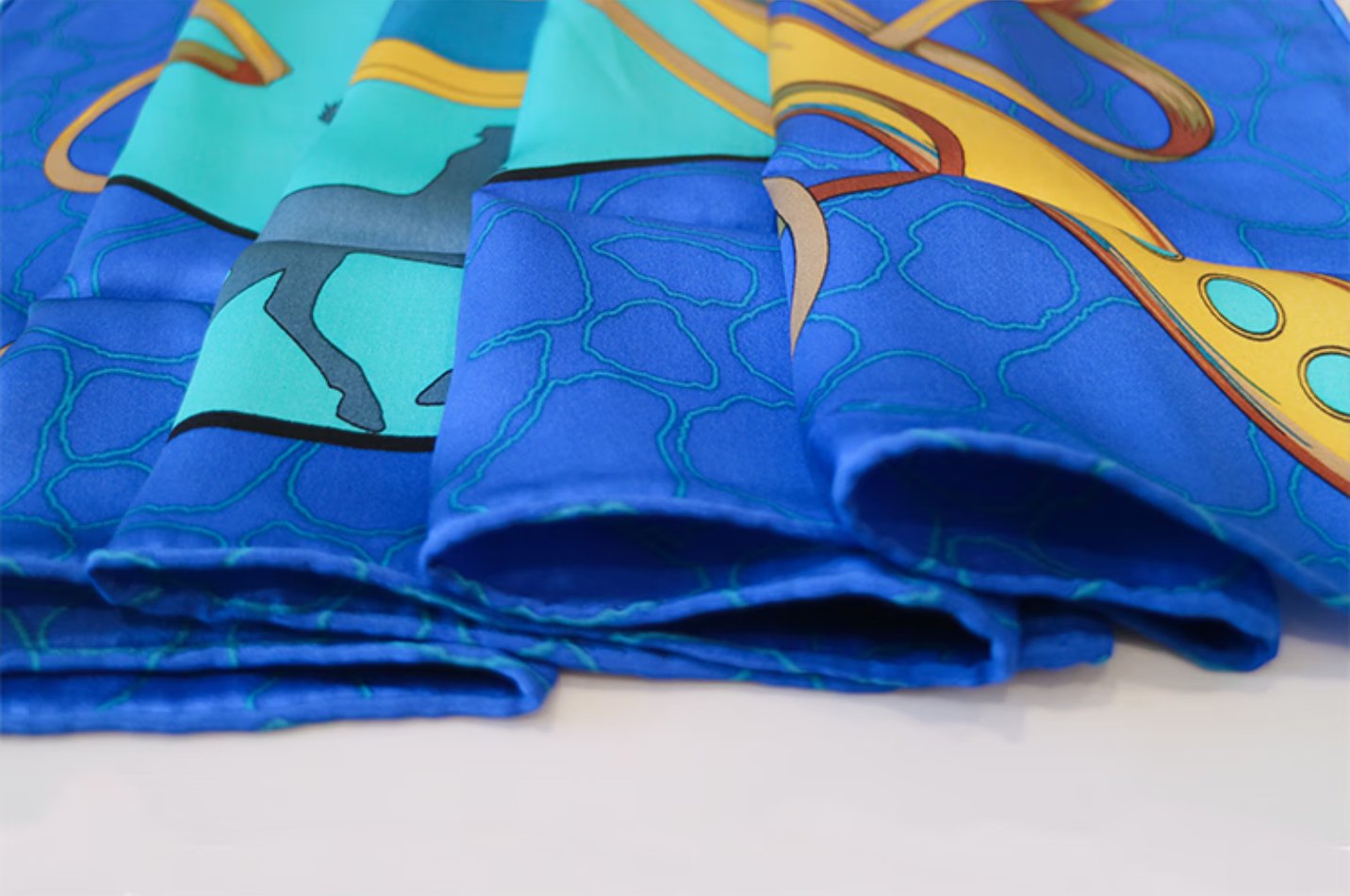 First Battle Fang Jie -100% Mulberry Silk Scarf, Women's Workplace