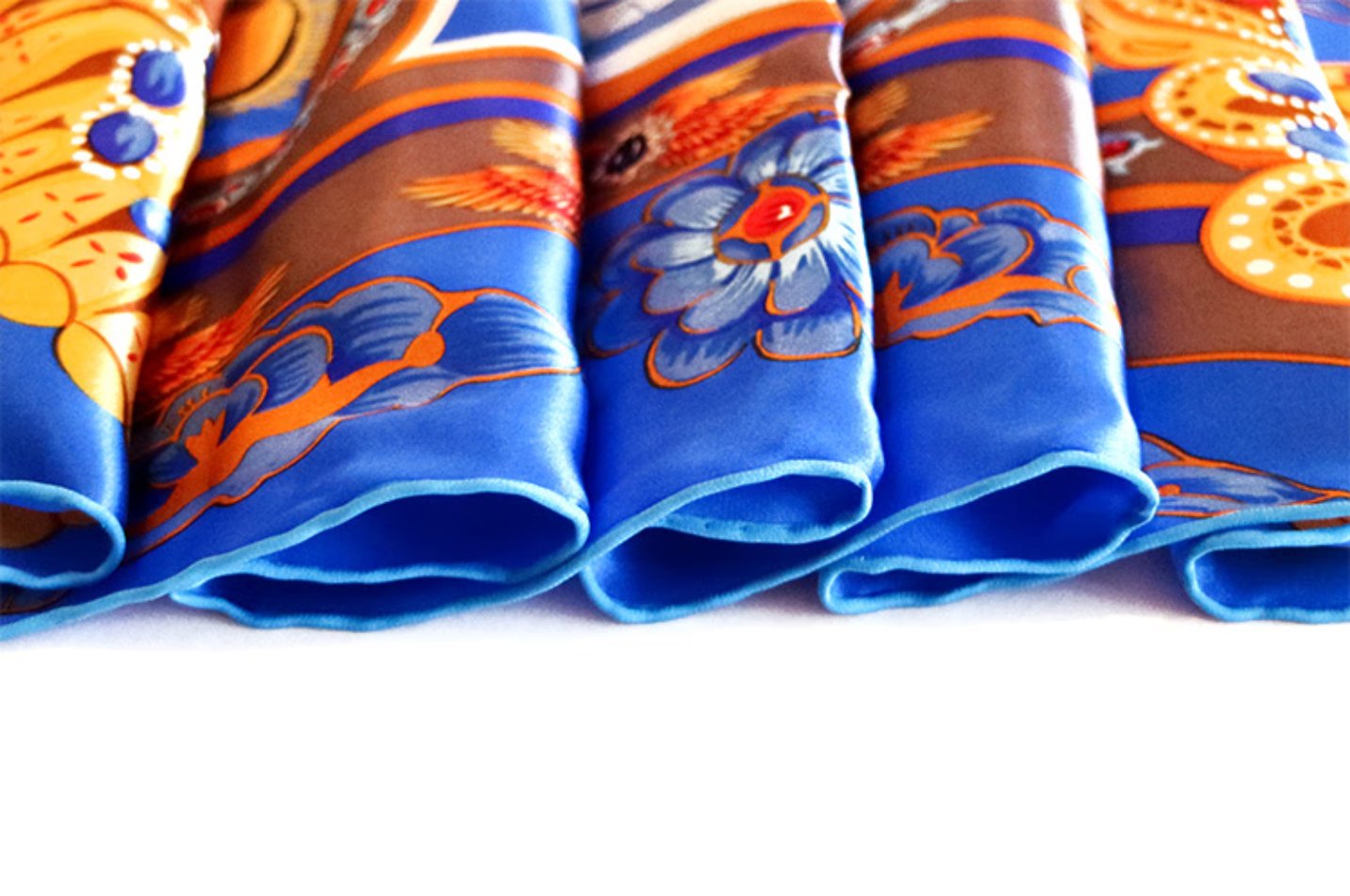 Ping An - Elegant and Noble 100% Mulberry Silk Scarf, European and American Outdoor Travel Scarf