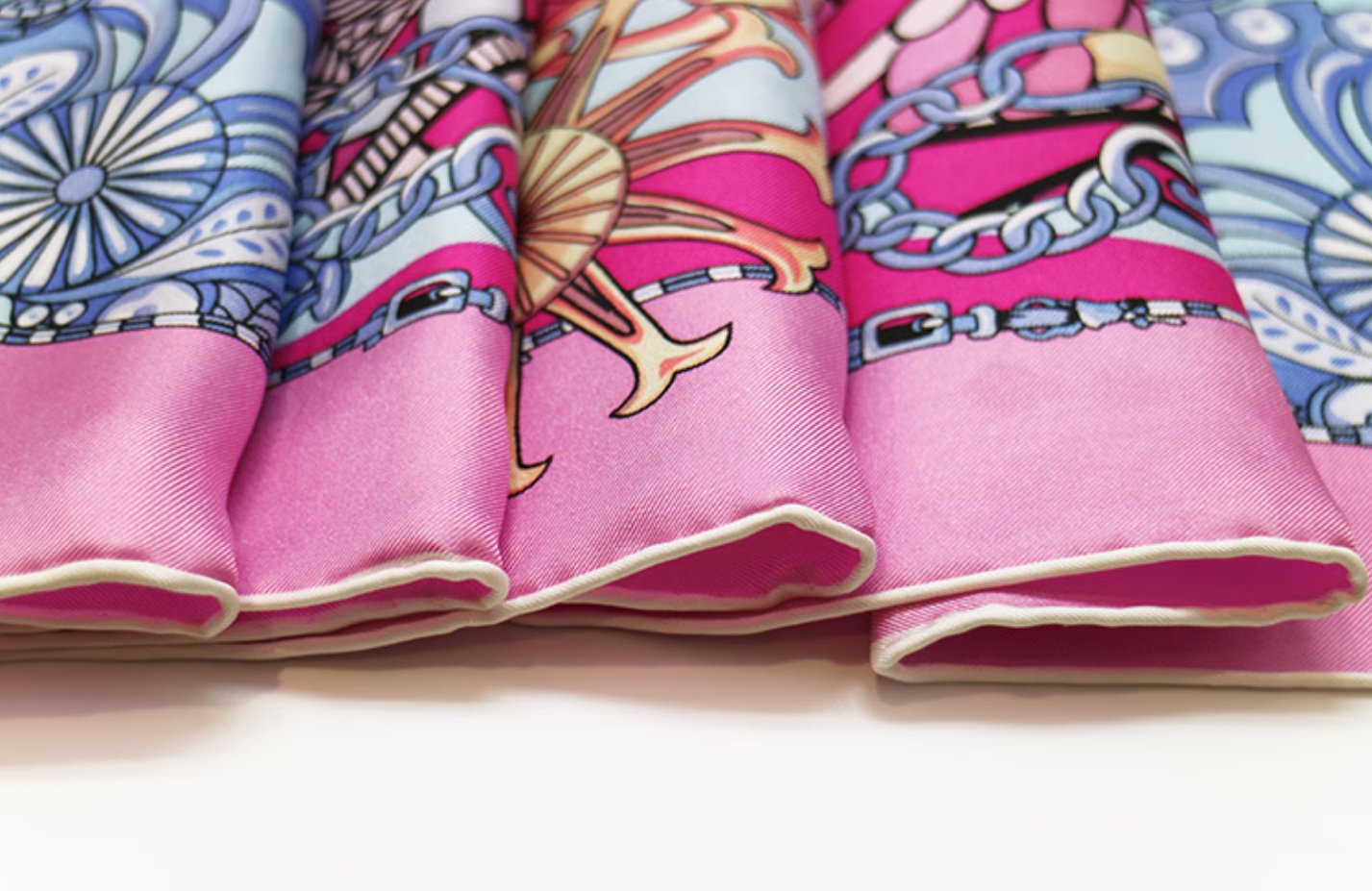 Hedvábný šátek Aurora - Promise 90x90 silk scarf, pink versatile silk shawl