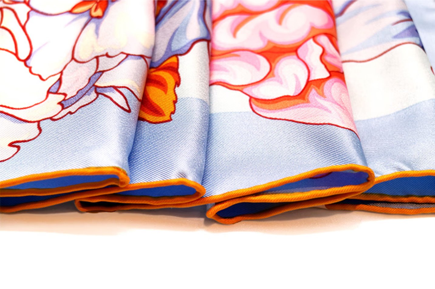 Aurora Silk Scarf - Hydrangea Series 100% Mulberry Silk 90x90CM Silk Square Towel