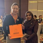 Ms. Azma, the newly appointed Ambassador of the Republic of Maldives to China, gives a thumbs up to Aurora products!
