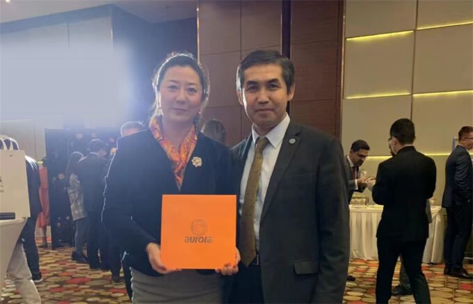 Mr. Luo Guangming, Minister Counsellor of the Embassy of Kazakhstan in China and Permanent Representative of Kazakhstan to the Secretariat of the Shanghai Cooperation Organization, gave a thumbs up to the Aurora product platform!