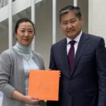 Mr. Tubusin Badler, the Ambassador of Mongolia to China, gave a thumbs up to Aurora products!
