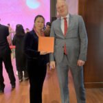 Dhr. Bai Ruiyi, the newly appointed Swiss Ambassador to China, gave a thumbs up to the Aurora Silk Road platform!