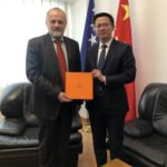 Senhor. Tarik Bukovi ć, Ambassador of Bosnia and Herzegovina to China, stands at the Aurora Silk Platform